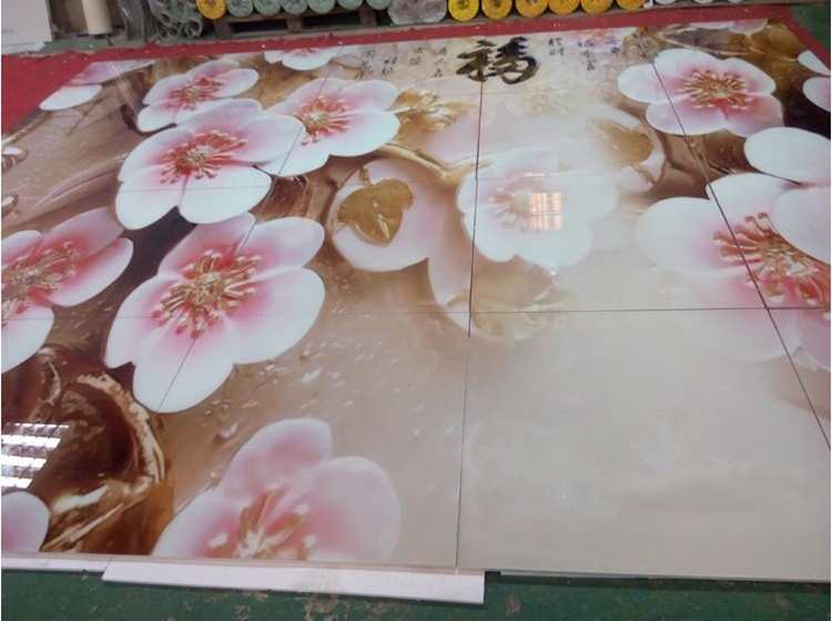 UV打印機(jī)是怎么才能實(shí)現(xiàn)定制個(gè)性化！